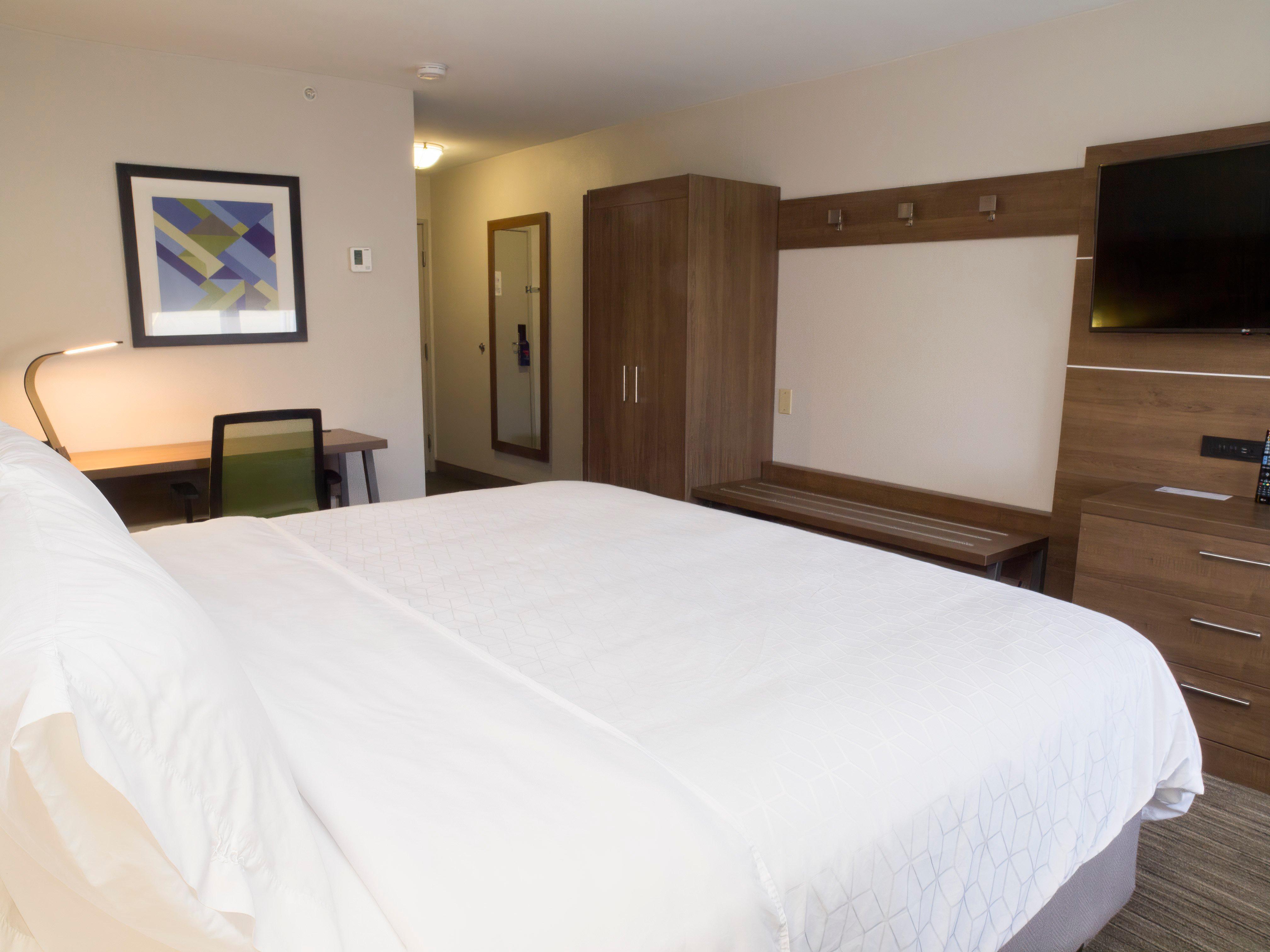 Holiday Inn Express Hotel & Suites Madison By Ihg Bagian luar foto