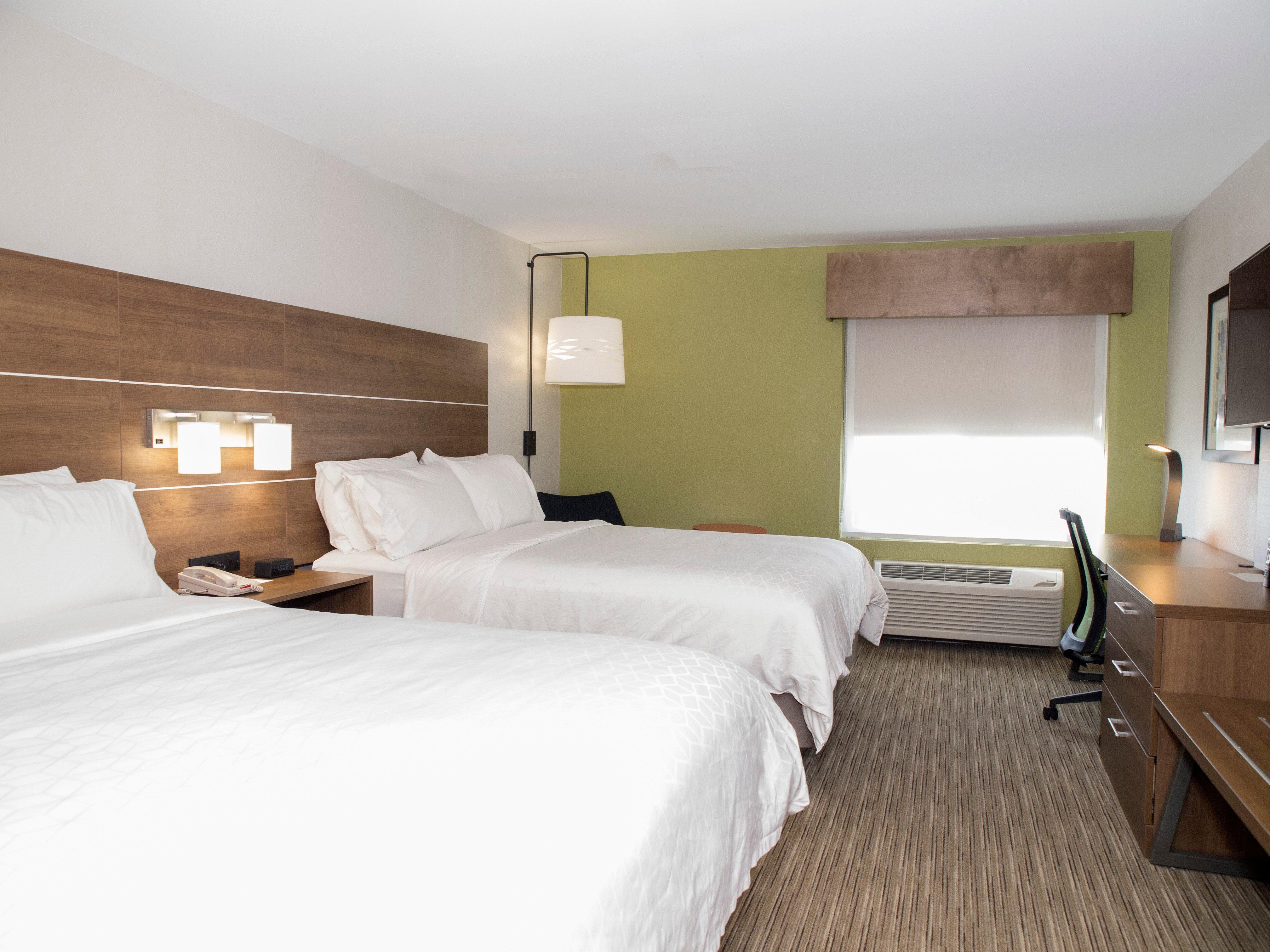 Holiday Inn Express Hotel & Suites Madison By Ihg Bagian luar foto